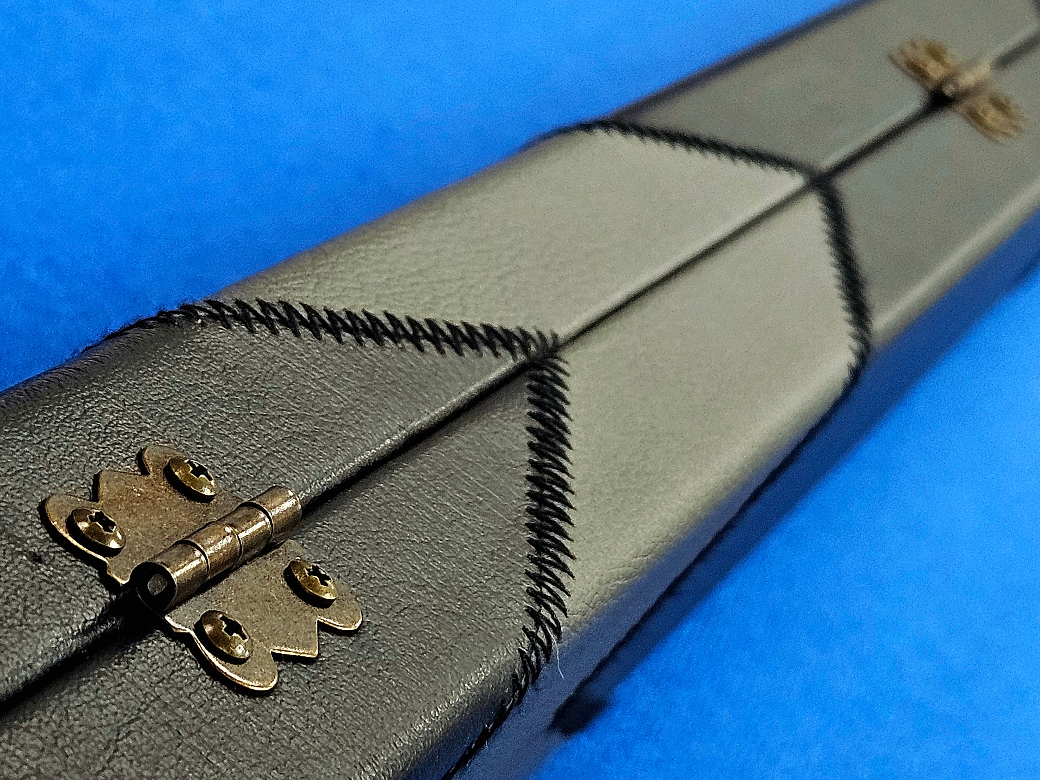 BCE Heritage Hard Stitched Case - CCHER2